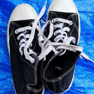 shoes. Women's sz 9 blk